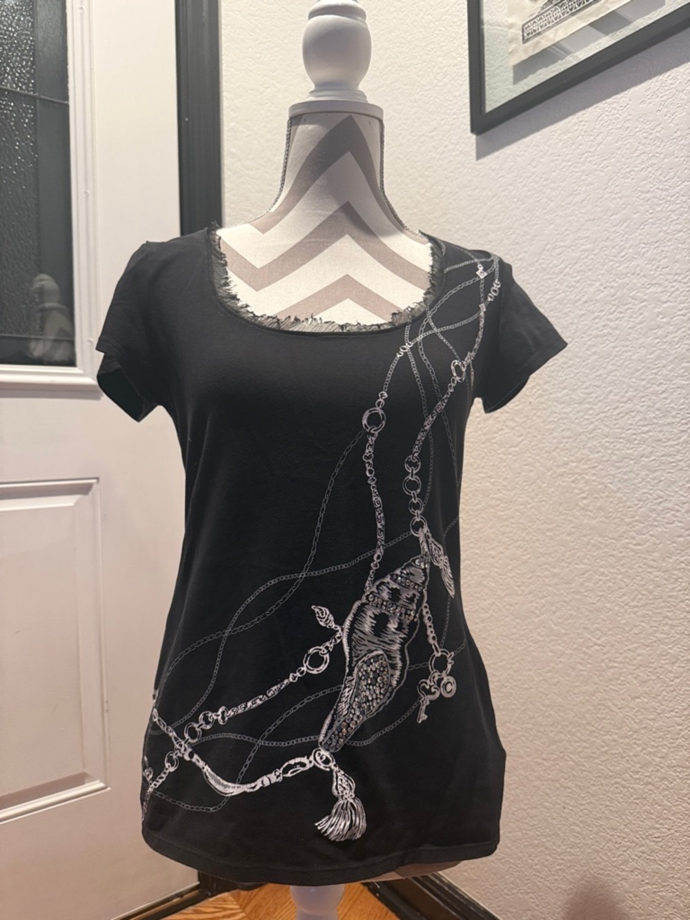 White House Black Market Black Short-Sleeve Tee with Silver Chain Graphic